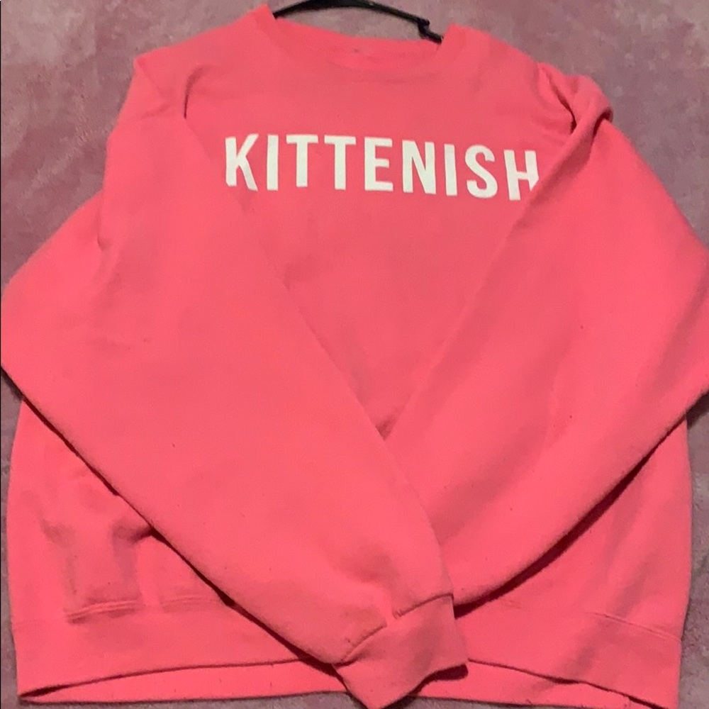 Kittenish sweathsirt